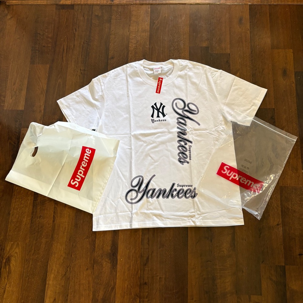 Supreme MLB teams Tee New York Yankees men's extra large XL white New